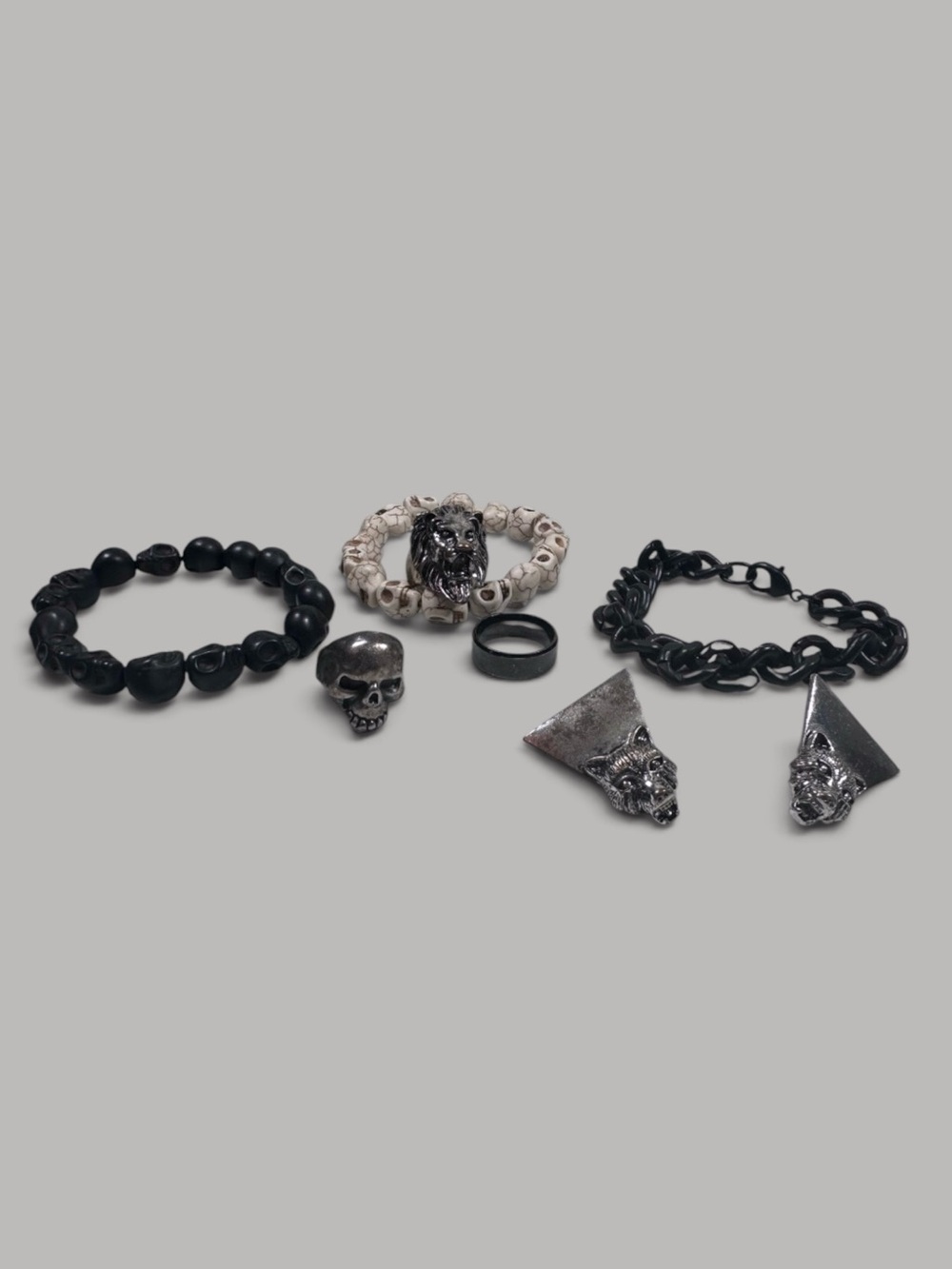 Bundle of Men’s Fashion Rock & Roll Bracelets, Rings, & Collar Tips - 8 Pieces